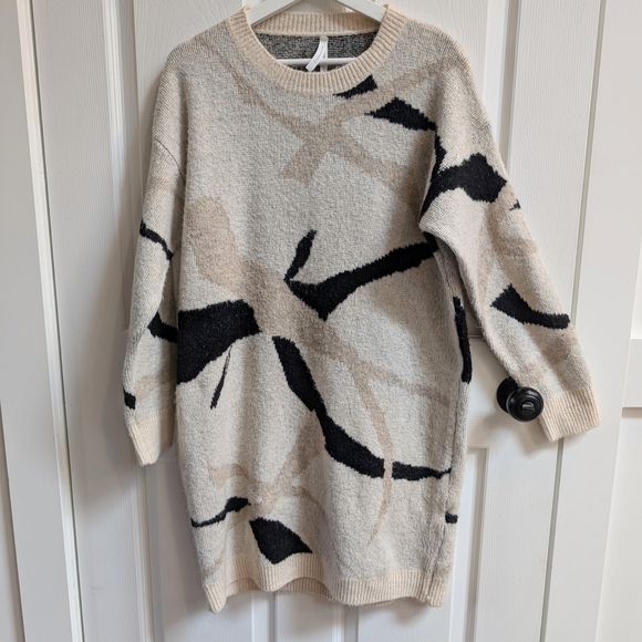 Dreamers Sweaters - Dreamers Abstract Sweater Dress